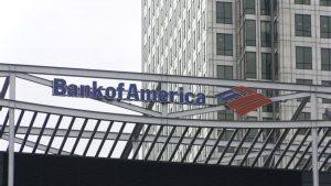 https://upload.wikimedia.org/wikipedia/commons/5/52/Bank_of_America_logo_close-up_%28Canary_Wharf_building%29.jpg