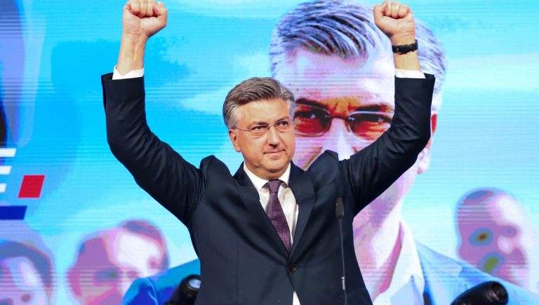 Andrej Plenković slavi nakon parlamentarnih izbora