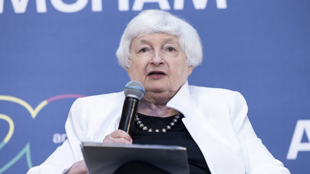 https://commons.wikimedia.org/wiki/File:Secret%C3%A1ria_do_Tesouro_dos_EUA,_Janet_Yellen,_participa_de_painel_em_S%C3%A3o_Paulo_27-02-2024_-_7.jpg