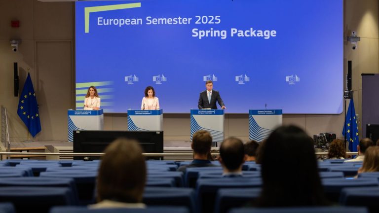 https://audiovisual.ec.europa.eu/en/photo-details/P-067129~2F00-16