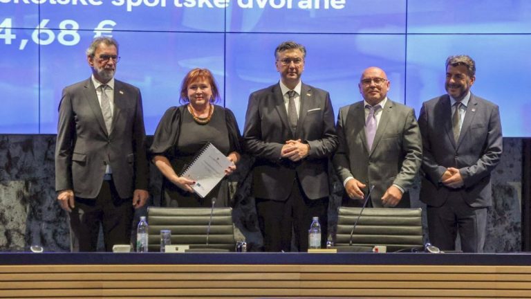 https://kzz.hr/novosti/za-dogradnju-dvije-skole-osigurano-58-milijuna-eura-iz-npoo-a-osnovne-skole-u-zlataru-i-brestovcu-orehovickom-uskoro-u-jednoj-smjeni/