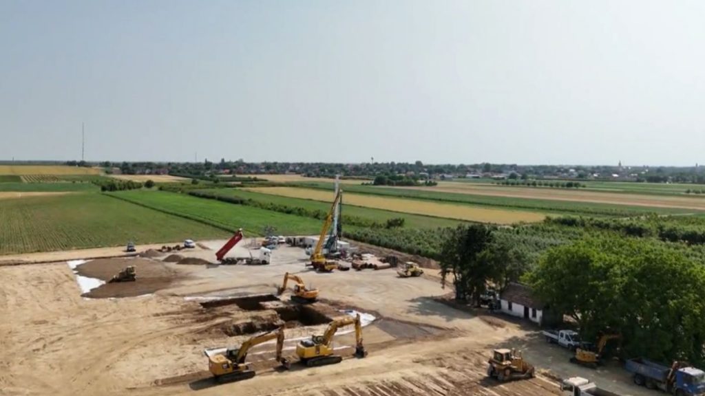 https://www.azu.hr/hr-hr/novosti/izrada-lokacija-za-istrazne-geotermalne-busotine-osijek-gt-1-osgt-1-i-vinkovci-gt-1-vingt-1/