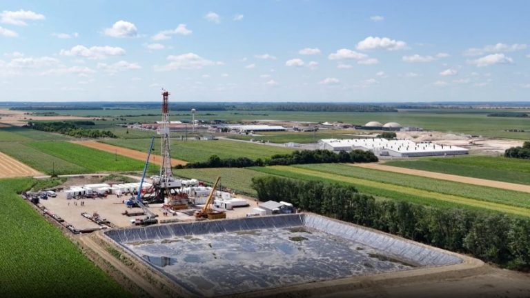 https://www.azu.hr/hr-hr/novosti/izrada-istrazne-geotermalne-busotine-osijek-gt-1-u-tijeku/