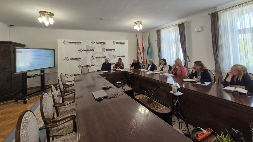 https://www.karlovac.hr/2025/10/06/krece-grad-karlovac-nagodinu-priprema-projektnu-dokumentaciju-za-novi-dom-za-starije-i-nemocne-luscic-centar/