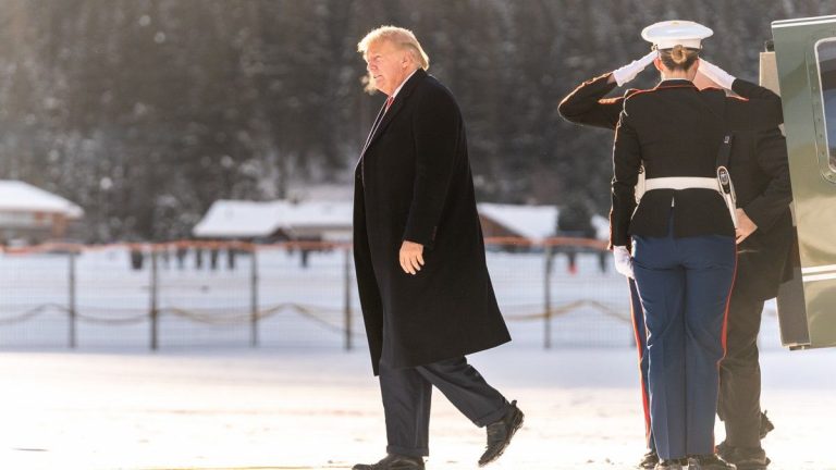 Trump zatražio trenutačne pregovore o preuzimanju Grenlanda