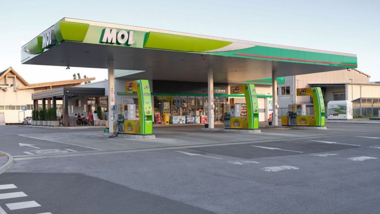 Usporedili smo cijene goriva u regiji: Hrvatima se sve manje isplati točiti u susjedstvu, Slovenija ograničila i količinu