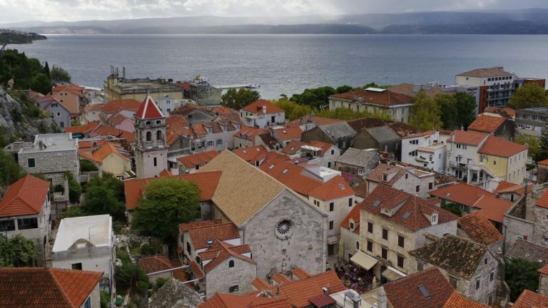 Turizam dominira, ali na vrhu je industrija: deset najuspješnijih tvrtki u Omišu
