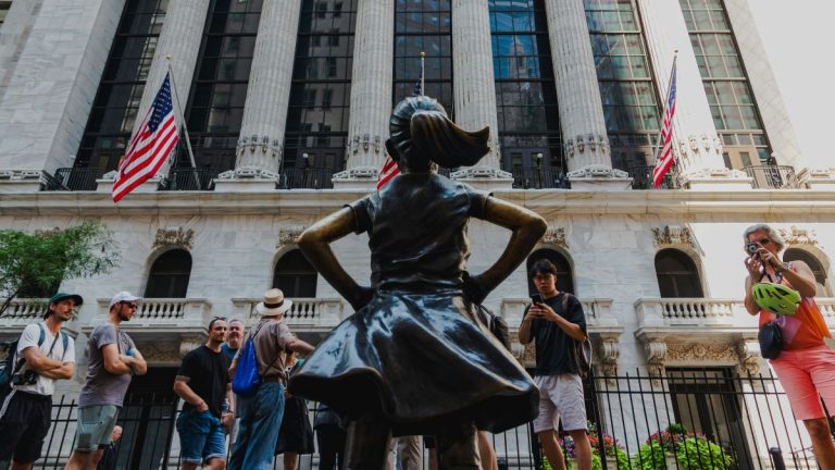 Wall Street Girl