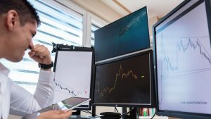 Trading desk