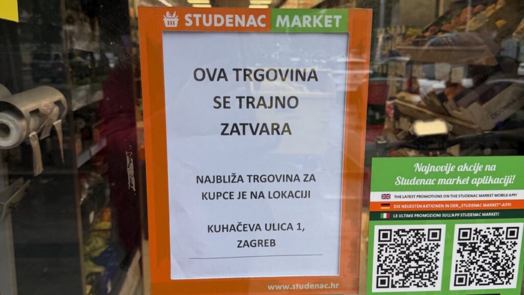 Obavijest o trajnom zatvaranju trgovine Studenac u Zagrebu / Foto: Financije.hr