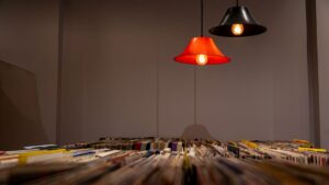 Kolekcija vinilnih ploča, Ilustracija: Marianne Lariviere/Unsplash /