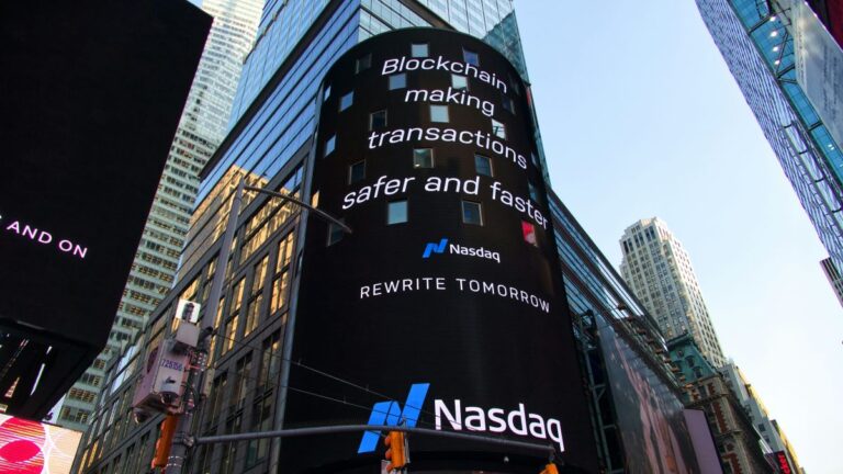 Zgrada Nasdaqa na Times Squareu u New Yorku / Foto: Pascal Bernardon / Unsplash